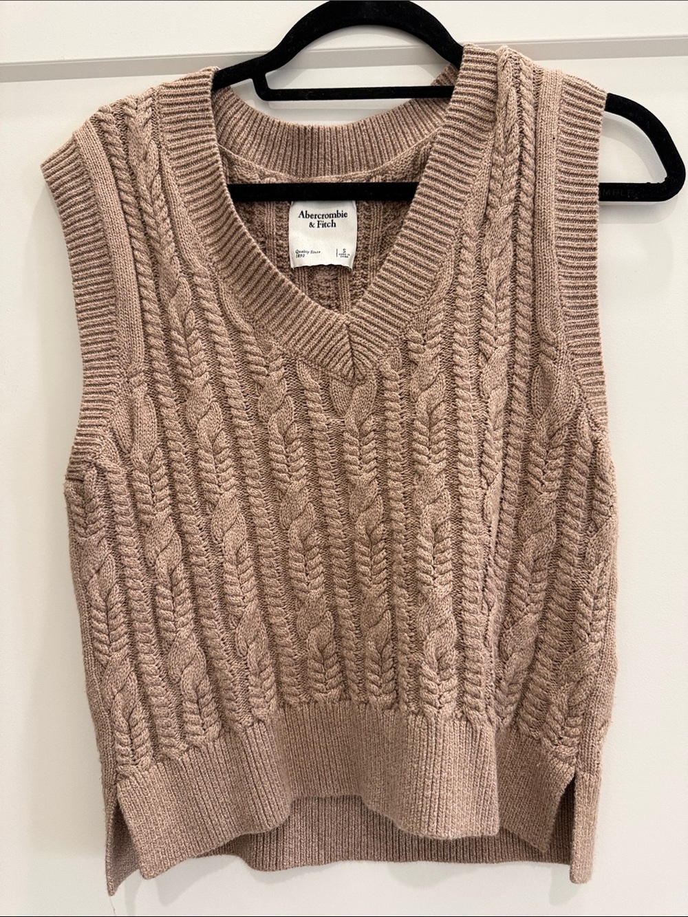 Abercrombie & Fitch Women's Cable Knit V-Neck Sweater Vest - Taupe Beige